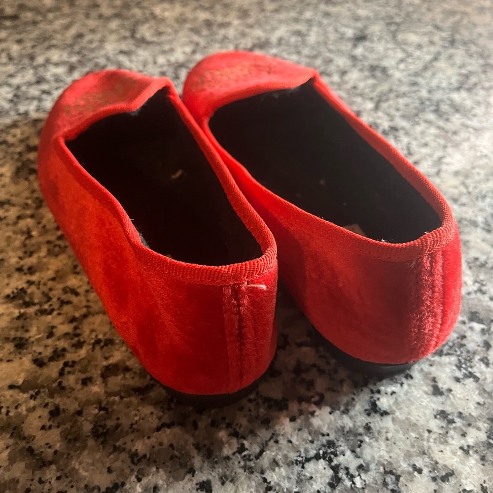 red velvet loafers approx size 6/6.5 - Picture 3 of 5
